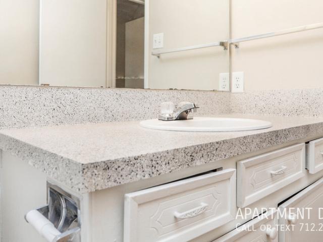 2 BR, 1 BA Apartment 1206 Wilson Rd, Conroe, TX 77301