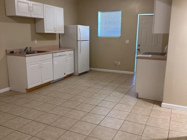2 BR, 1 BA Apartment 1207 Holly Ave, South Pittsburg, TN 37380