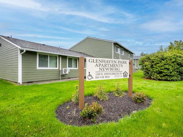 2 BR, 1 BA Apartment 1209 N Springbrook, Newberg, OR 97132