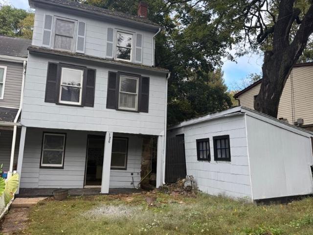 2 BR, 1 BA Apartment 120 Church St, Glen Rock, PA 17327