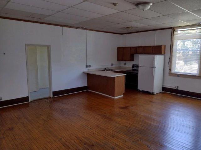 2 BR, 1 BA Apartment 120 S Brown #7, Dakota, IL 61018