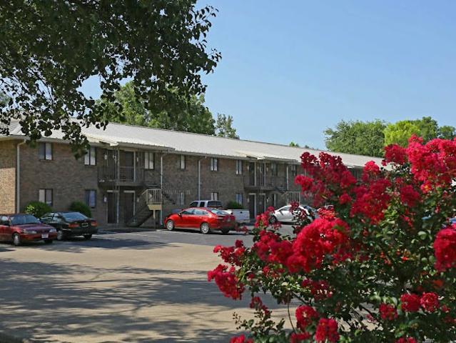 2 BR, 1 BA Apartment 1210 Hazelwood Street Unit B29, Murfreesboro, TN 37130