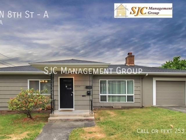 2 BR, 1 BA Apartment 1212 N 8th St, Tacoma, WA 98403