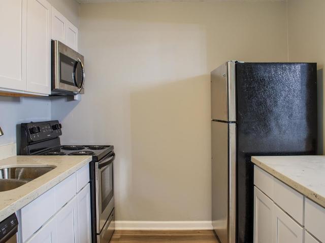 2 BR, 1 BA Apartment 12151 I 10 Service Rd Unit 0715, New Orleans, LA 70128