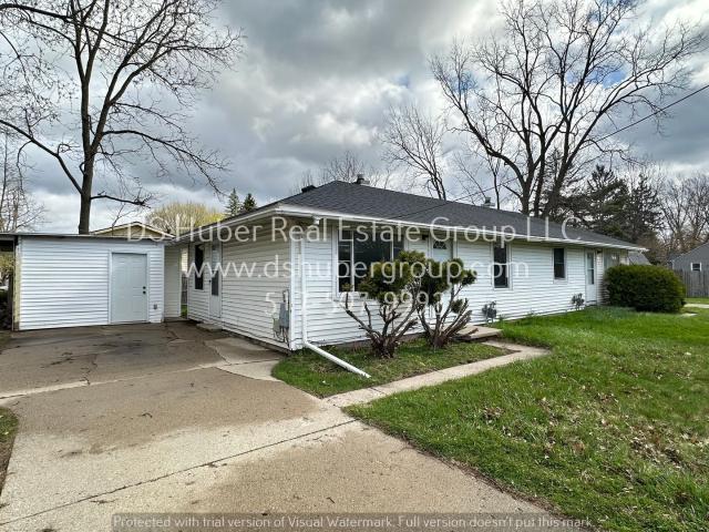 2 BR, 1 BA Apartment 1218 Victoria Dr, Lansing, MI 48911