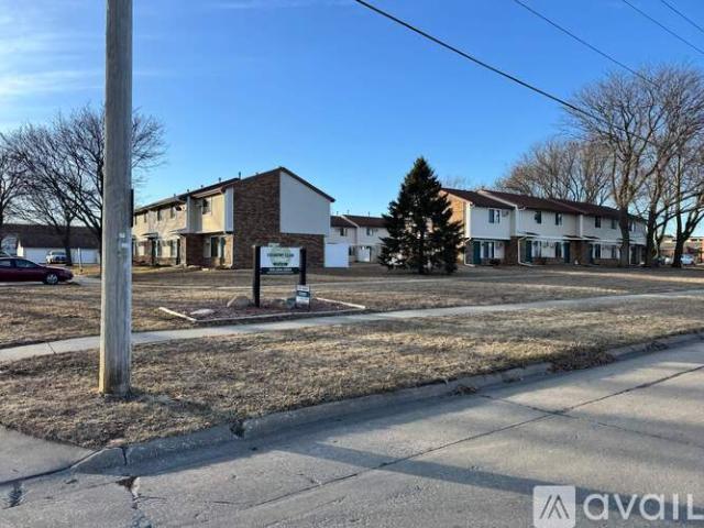2 BR, 1 BA Apartment 1221 S Linn St, Unit 2, Boone, IA 50036