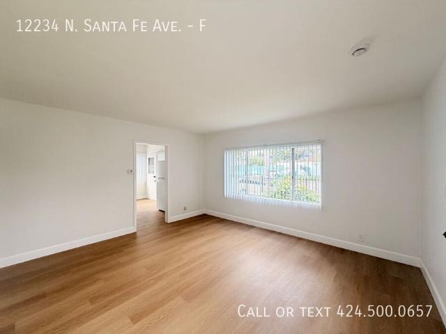 2 BR, 1 BA Apartment 12234 N. Santa Fe Ave Lynwood, CA 90262