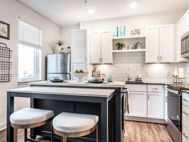 2 BR, 1 BA Apartment 1224 Prospect St Unit 332, Indianapolis, IN 46203