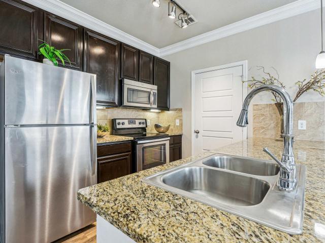 2 BR, 1 BA Apartment 1225 Town Center Dr Unit 0805, Pflugerville, TX 78660