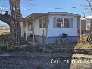 Thermopolis town, Hot Springs County, Wyoming, USA