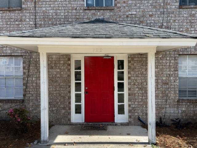 2 BR, 1 BA Apartment 122 Woodhouse Lane, Savannah, GA 31406