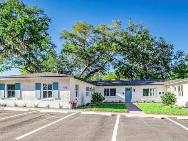 2 BR, 1 BA Apartment 122 East Belmar Street, Lakeland, FL 33803