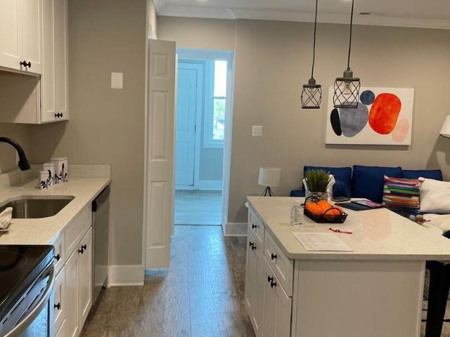 2 BR, 1 BA Apartment 1238 Queen St NE, Washington, DC 20002
