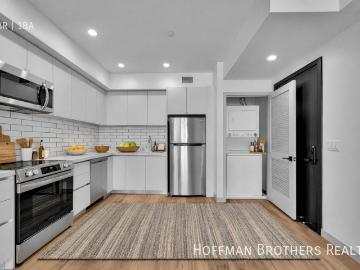 2 BR, 1 BA Apartment 1240 Magnolia Ave, Los Angeles, CA 90006