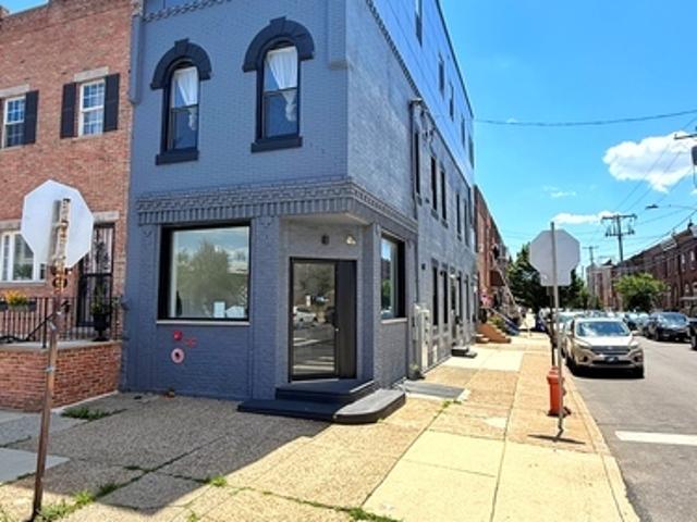 2 BR, 1 BA Apartment 1240 W Ritner St, Unit 3rd floor, Philadelphia, PA 19148