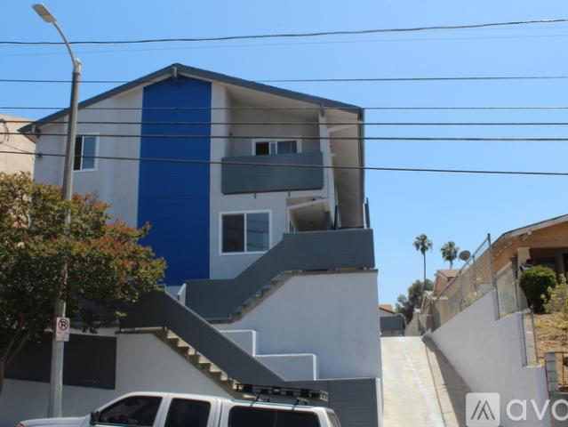 2 BR, 1 BA Apartment 1240 Vin Scully Ave, Unit 3, Los Angeles, CA 90026