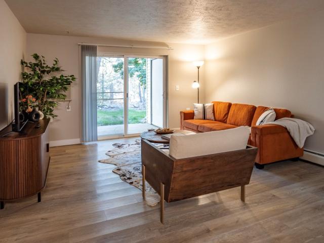2 BR, 1 BA Apartment 12423 East Mansfield Avenue Unit 093, Spokane, WA 99216