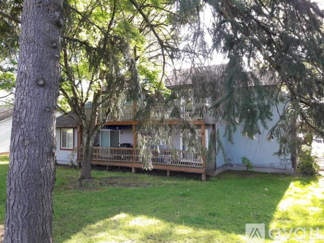 2 BR, 1 BA Apartment 12485 Southwest Gingham Lane, Unit A,B,C,D, Beaverton, OR 97008