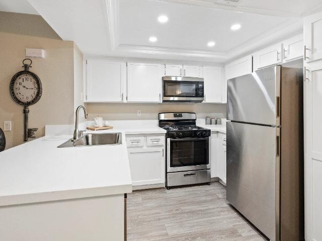 2 BR, 1 BA Apartment 1265 East 9th Street Unit OA 0504, Upland, CA 91786