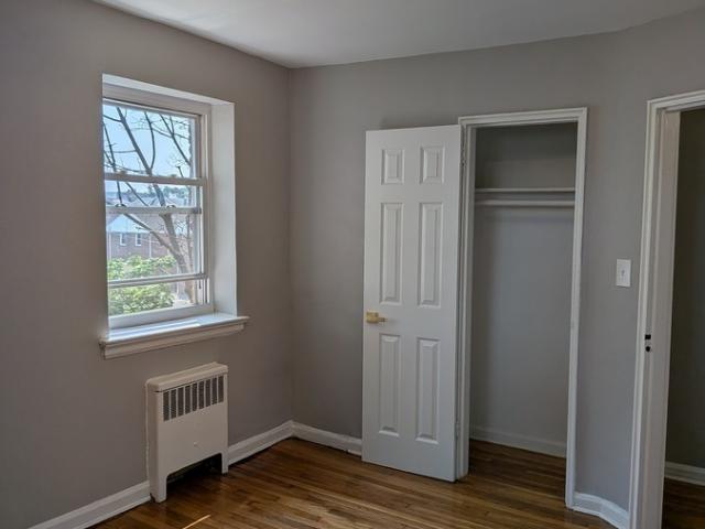 2 BR, 1 BA Apartment 1282 Clinton Ave, Irvington, NJ 07111