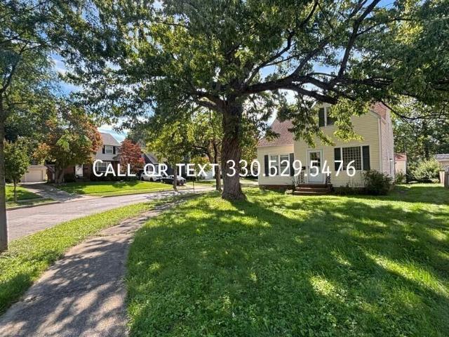2 BR, 1 BA Apartment 1276 Oakland Dr, Lyndhurst, OH 44124