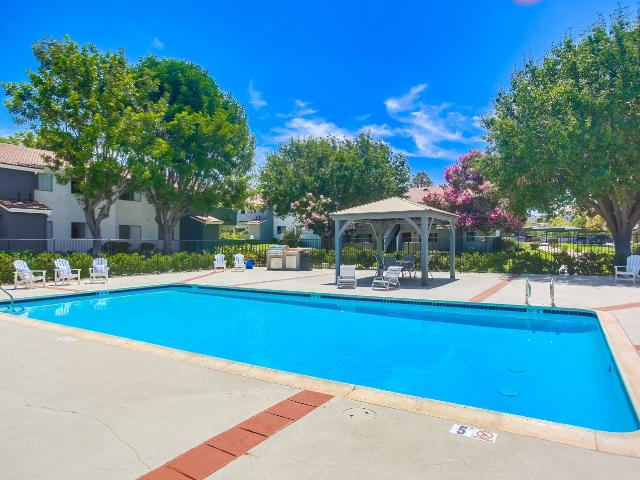 2 BR, 1 BA Apartment 1280 North Citrus Avenue Unit 57, Vista, CA 92084