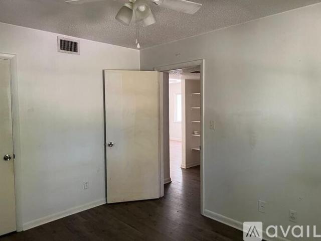 2 BR, 1 BA Apartment 128 Whispering Oaks Ln, Unit 6, Greeneville, TN 37745