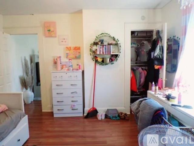2 BR, 1 BA Apartment 128 East Avenue, Unit 1R, Bridgeport, CT 06610