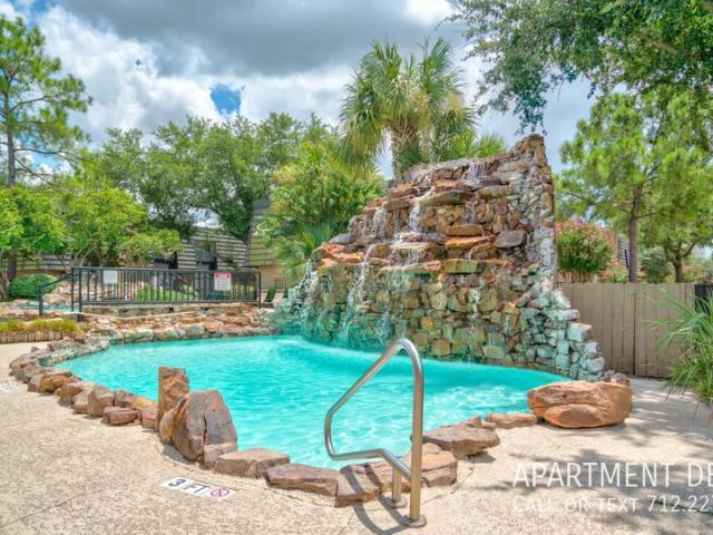 2 BR, 1 BA Apartment 12909 Sugar Ridge BlvdÂ, Stafford, TX 77477