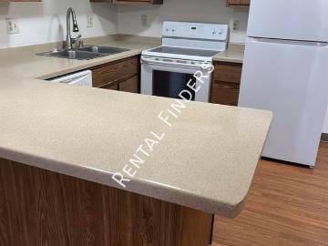 2 BR, 1 BA Apartment 129 E. Mitchell Ave Appleton, WI 54915