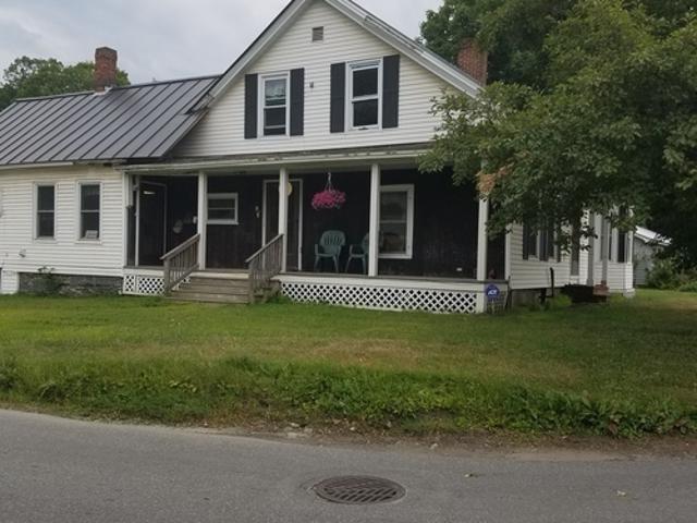 2 BR, 1 BA Apartment 12 Davis Avenue, Unit 3, Northfield, VT 05663