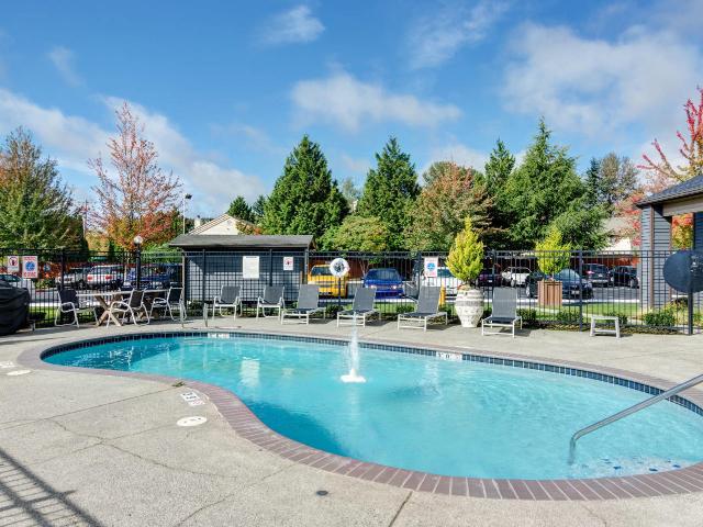 2 BR, 1 BA Apartment 133 124th Street SE Unit B201, Everett, WA 98208