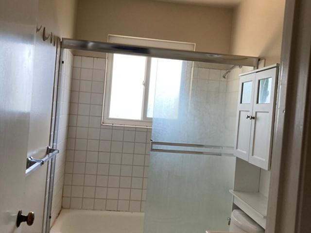 2 BR, 1 BA Apartment 1300 Montecito Avenue, Unit 12, Mountain View, CA 94043