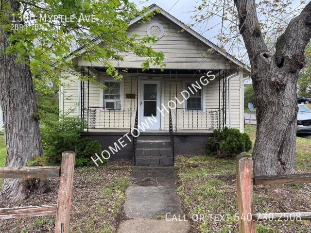 2 BR, 1 BA Apartment 1300 Myrtle Ave, Danville, VA 24540