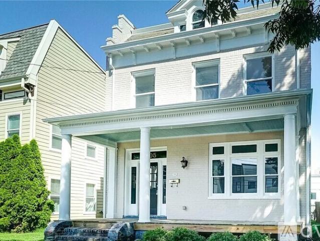 2 BR, 1 BA Apartment 1305 Mc Donough St, Unit 1st floor, Richmond, VA 23224