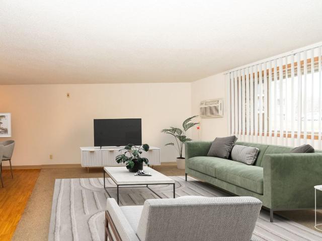 2 BR, 1 BA Apartment 1306 E 78th St Unit 1300 303, Minneapolis, MN 55423