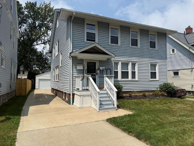 2 BR, 1 BA Apartment 1308 Warren Road, Lakewood, OH 44107