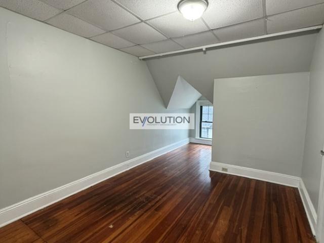 3 BR, 1 BA Apartment 130 Bradley Ave, Meriden, CT 06451