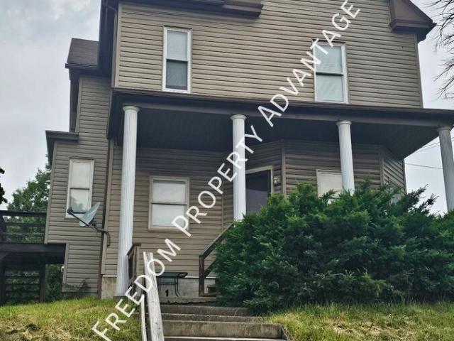 2 BR, 1 BA Apartment 130 Hall Ave, Washington, PA 15301