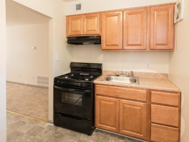 2 BR, 1 BA Apartment 1313 Motter Avenue Unit 001, Frederick, MD 21701