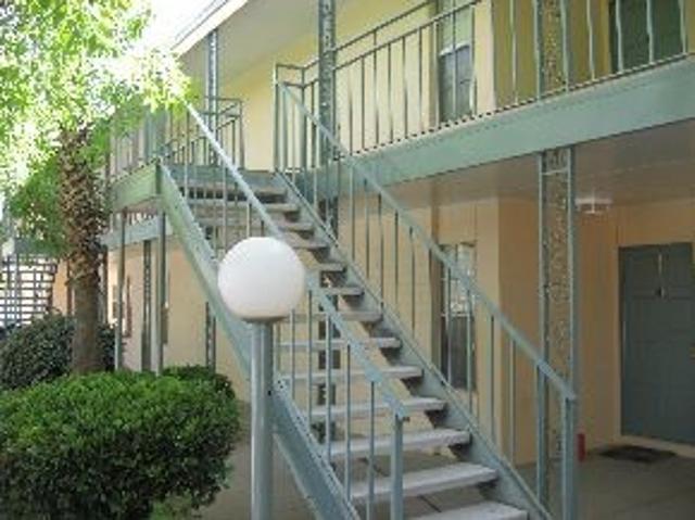 2 BR, 1 BA Apartment 1313 Magruder St Unit 018, El Paso, TX 79925