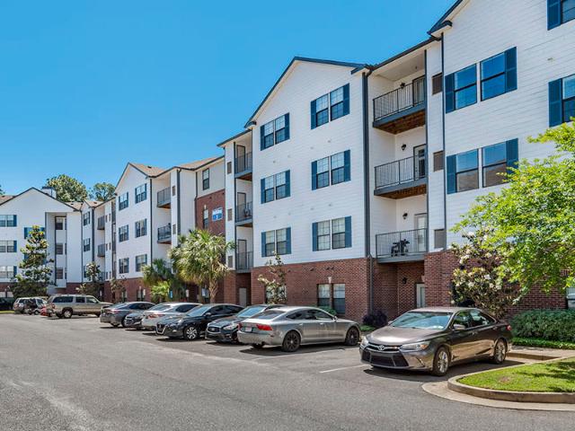 2 BR, 1 BA Apartment 1313 Schillinger Road South Unit 3301, Mobile, AL 36695