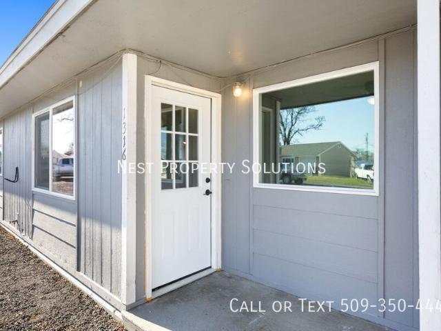 2 BR, 1 BA Apartment 1316 Pershing Rd Moses Lake, WA 98837