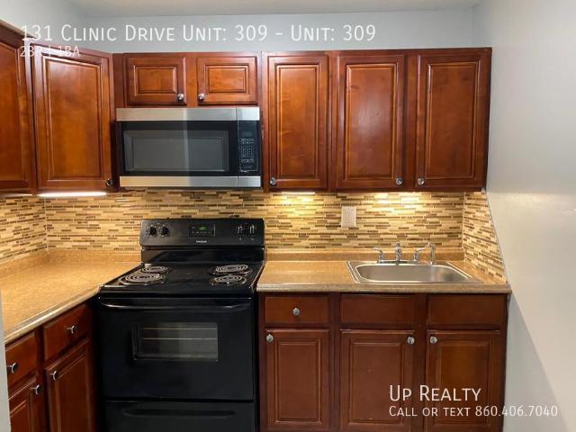 2 BR, 1 BA Apartment 131 Clinic Drive Unit: 309, New Britain, CT 06051