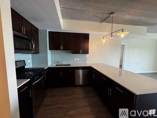 2 BR, 1 BA Apartment 1323 W Morse Ave, Unit 506, Chicago, IL 60626