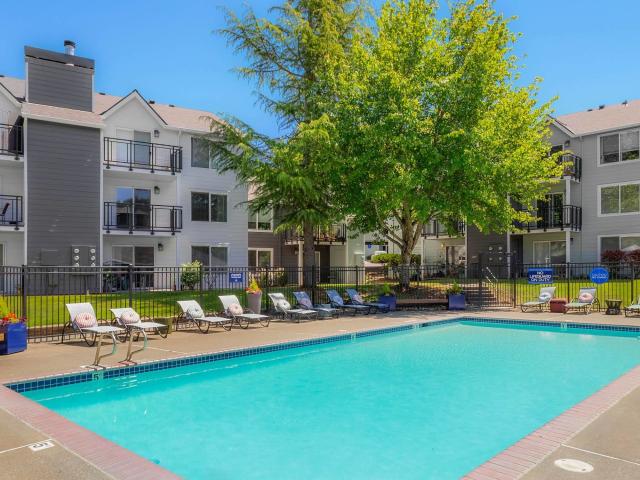 2 BR, 1 BA Apartment 13300 Southeast 122nd Avenue Unit D13, Clackamas, OR 97015