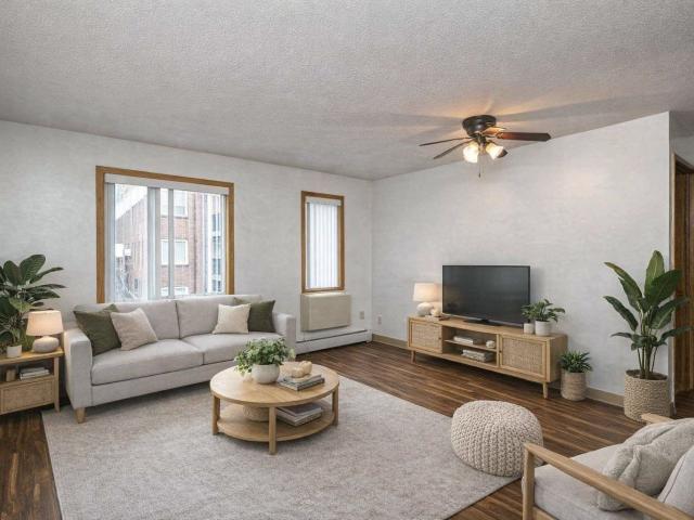 2 BR, 1 BA Apartment 1332 Mississippi St Unit 26_005, Saint Paul, MN 55130