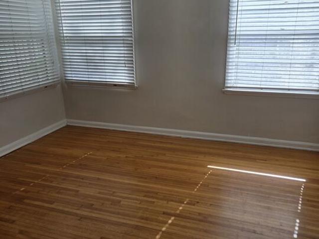 2 BR, 1 BA Apartment 1338 South Dunsmuir Avenue, Los Angeles, CA 90019
