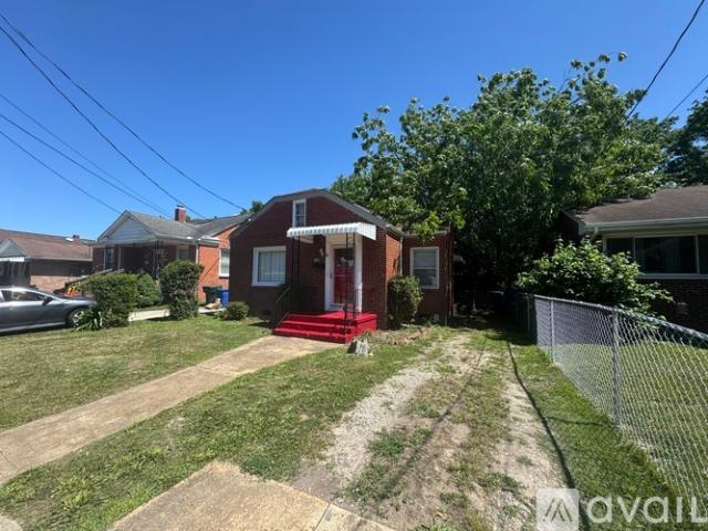 2 BR, 1 BA Apartment 1348 28th Street, Newport News, VA 23607