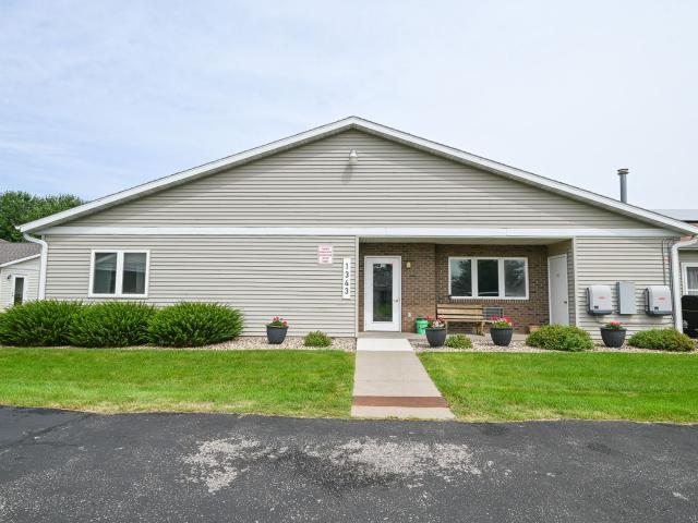 2 BR, 1 BA Apartment 1355 15th Street, Baraboo, WI 53913
